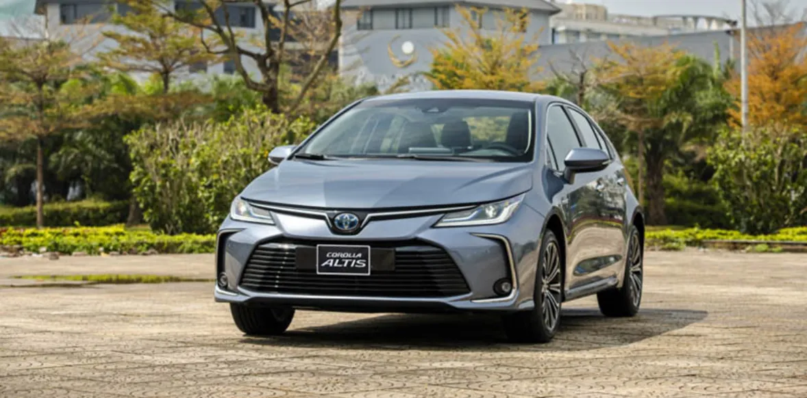 Toyota Corolla Altis thư viện ảnh 2