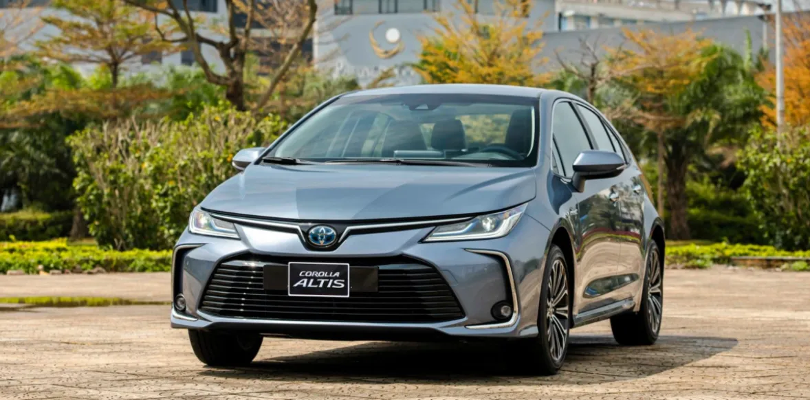 Toyota Corolla Altis thư viện ảnh 6