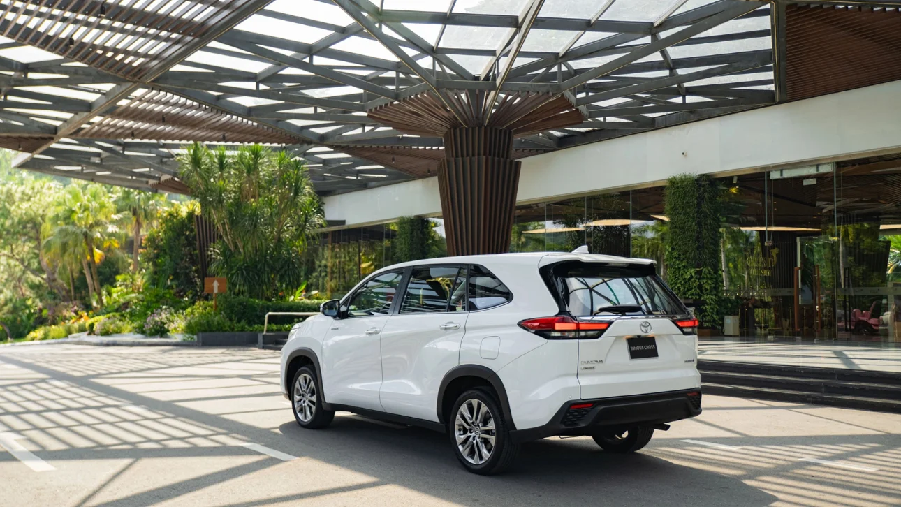 Toyota Innova Cross mâm xe